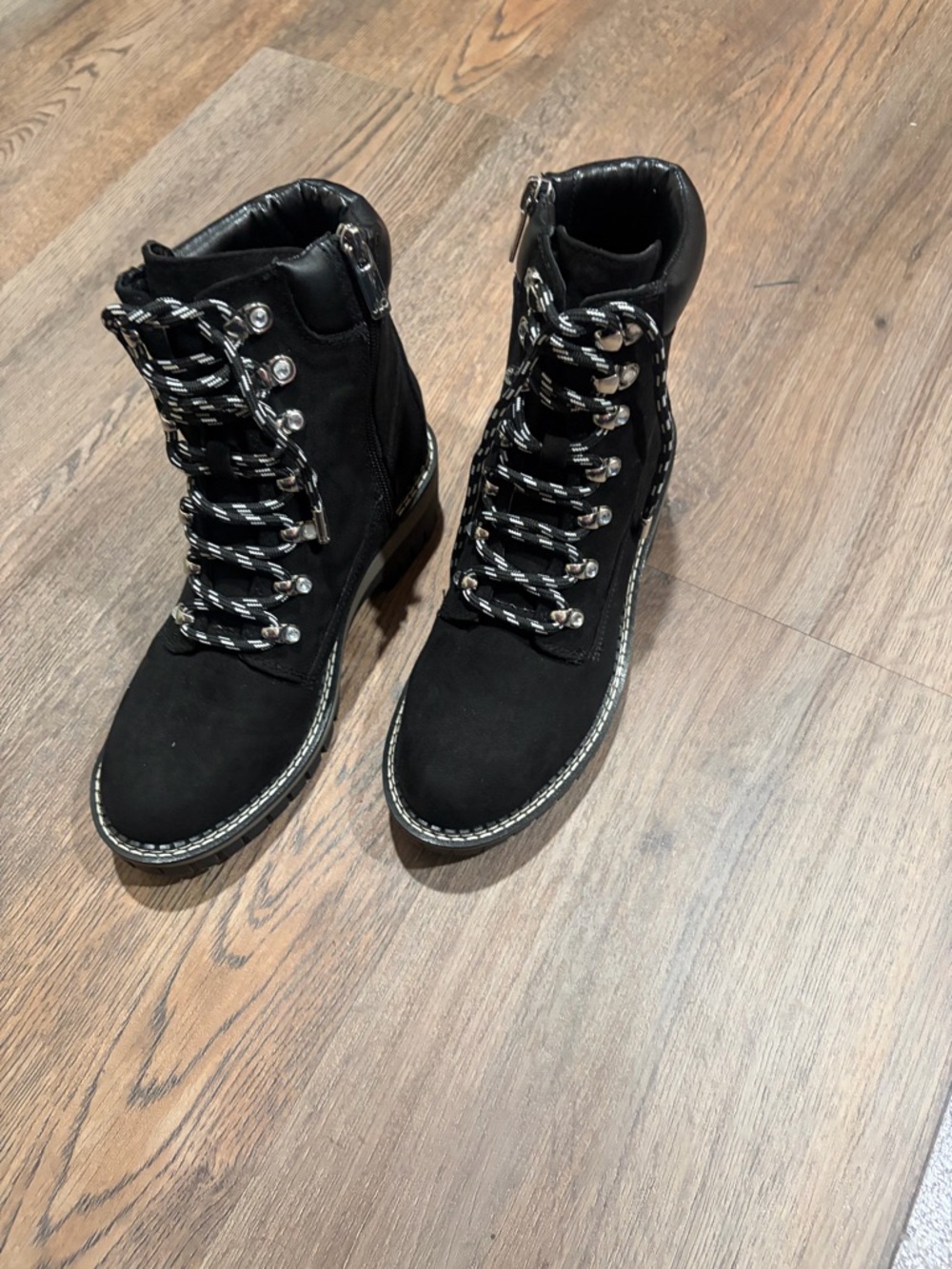 Jennifer Lopez Black Ankle Boots